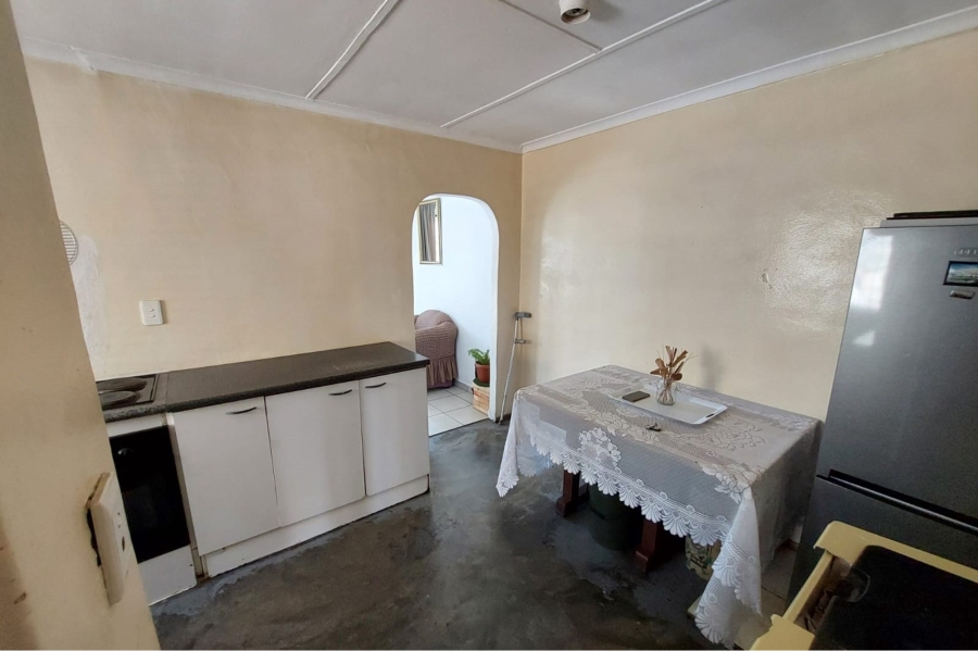 2 Bedroom Property for Sale in Rocklands Western Cape